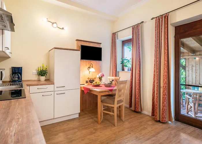 Komfort Roemersberger - 6 *