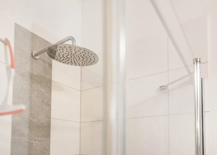 Komfort Roemersberger - 6 *